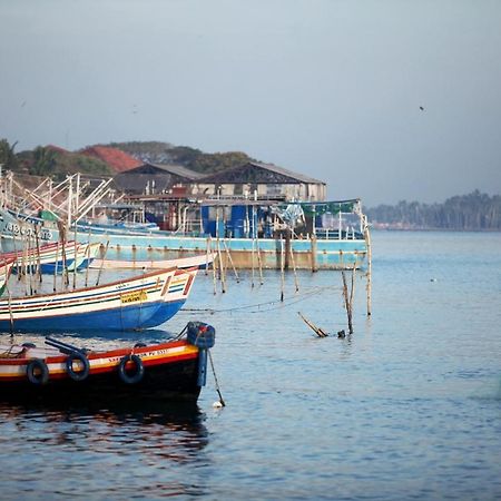 Bloom Boutique Waterfront Fort Kochi Extérieur photo
