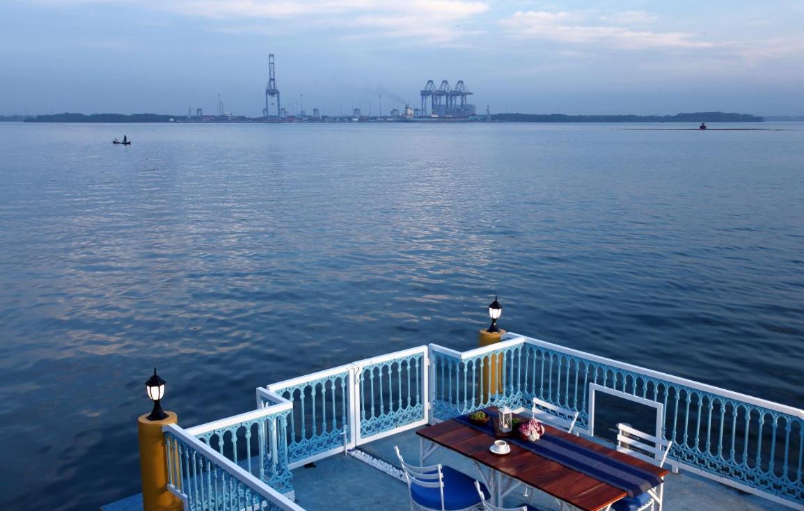 Bloom Boutique Waterfront Fort Kochi Extérieur photo