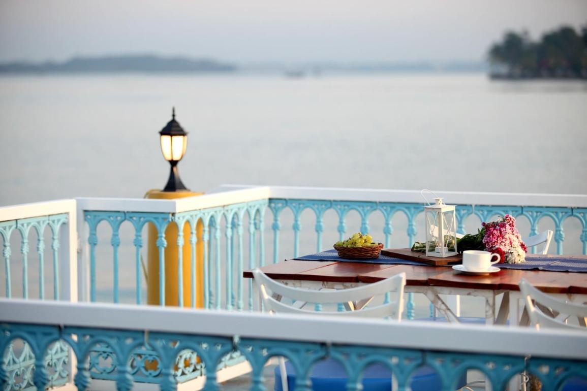 Bloom Boutique Waterfront Fort Kochi Extérieur photo